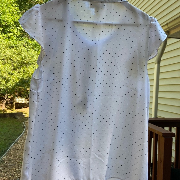 Maison Jules White with Black Polka Dot Blouse - Picture 2 of 6